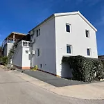 Apartment Frigan Maslenica